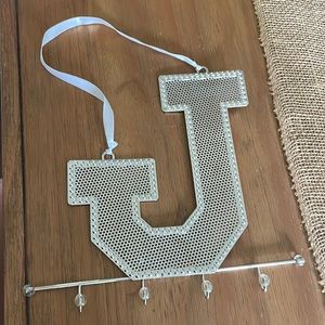 ‘J’ earring/jewelry holder